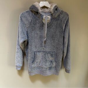 Dylan ~ Cozy Sherpa Lined Fleece Pullover Light Gray Hoodie in size Small